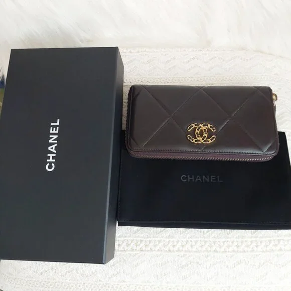 SOLD CHANEL 19 Quilted Lambskin Matelasse Long Zip Around Dark Brown Wallet - Picture 2 of 15